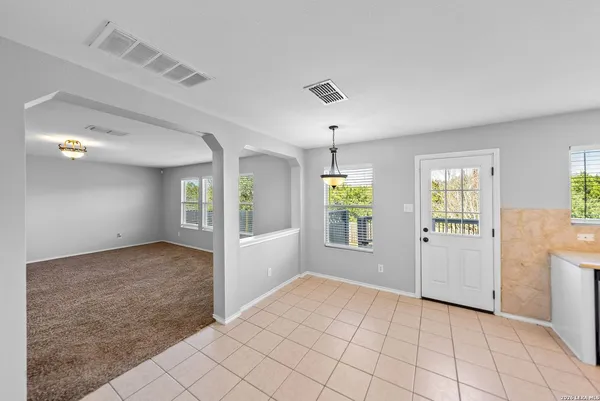 $2,095 | 25615 Velvet Rose, San Antonio, TX 78260