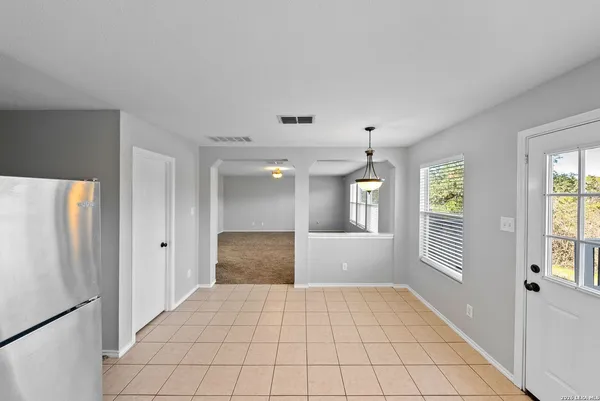 $2,095 | 25615 Velvet Rose, San Antonio, TX 78260