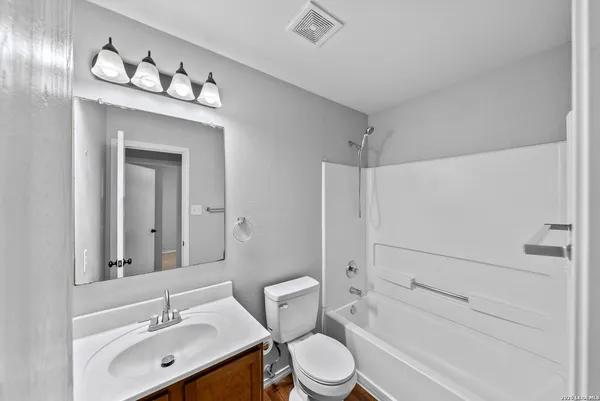 $2,095 | 25615 Velvet Rose, San Antonio, TX 78260