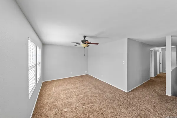 $2,095 | 25615 Velvet Rose, San Antonio, TX 78260