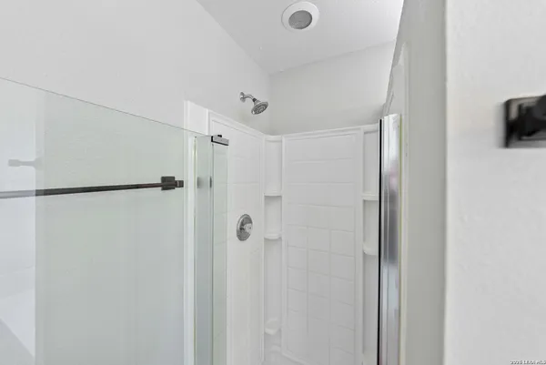 $2,095 | 25615 Velvet Rose, San Antonio, TX 78260