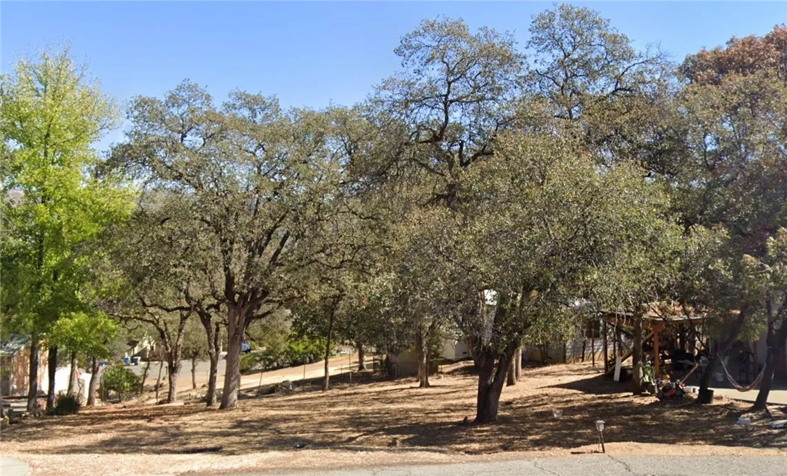34 Coho Oroville, CA 95966 - Photo 1 of 4 a view of a city view