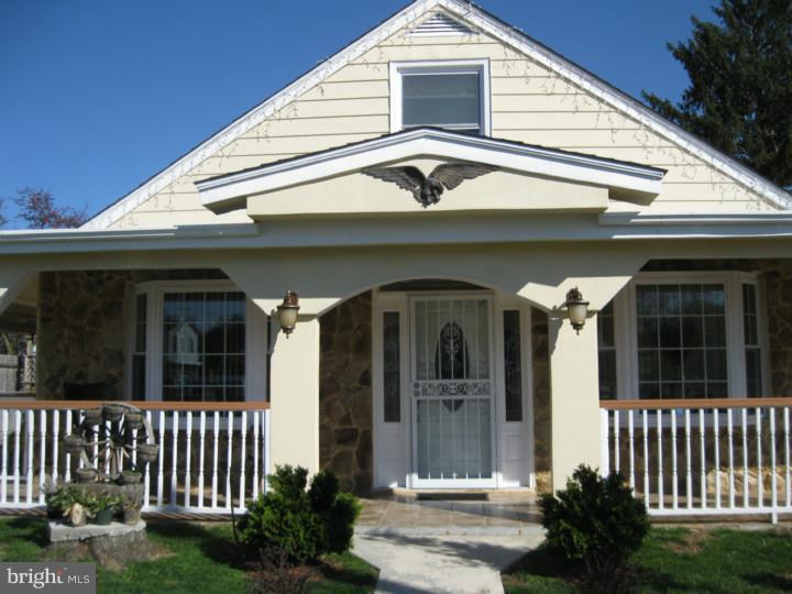 7943 Verree Road Philadelphia, PA 19111 - Photo 1 of 25 Exterior Front