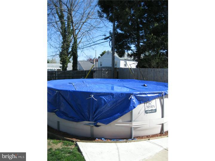 7943 Verree Road Philadelphia, PA 19111 - Photo 23 of 25 Pool
