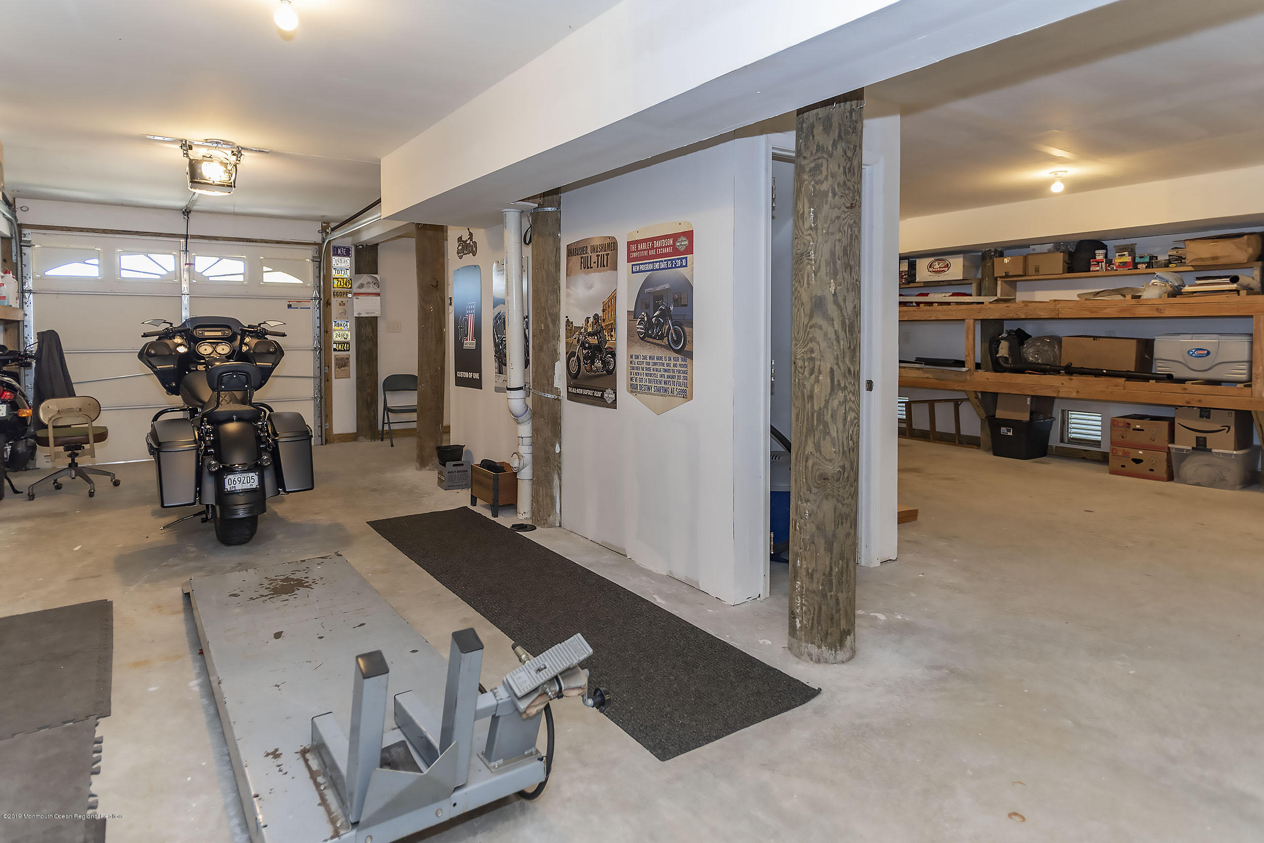 1401 Radio Road Little Egg Harbor, NJ 08087 - Photo 33 of 36 Garage2