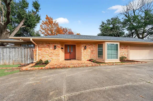 $349,999 | 1015 Western Hills Drive, Sherman, TX 75092