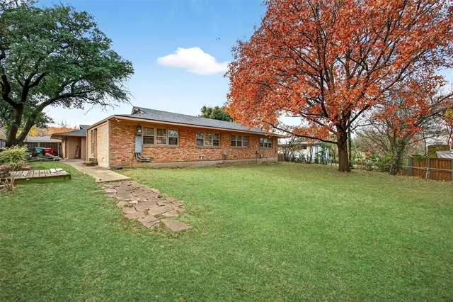 $349,999 | 1015 Western Hills Drive, Sherman, TX 75092