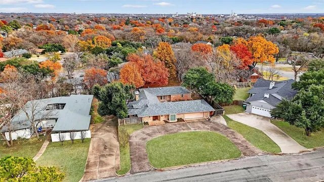 $349,999 | 1015 Western Hills Drive, Sherman, TX 75092