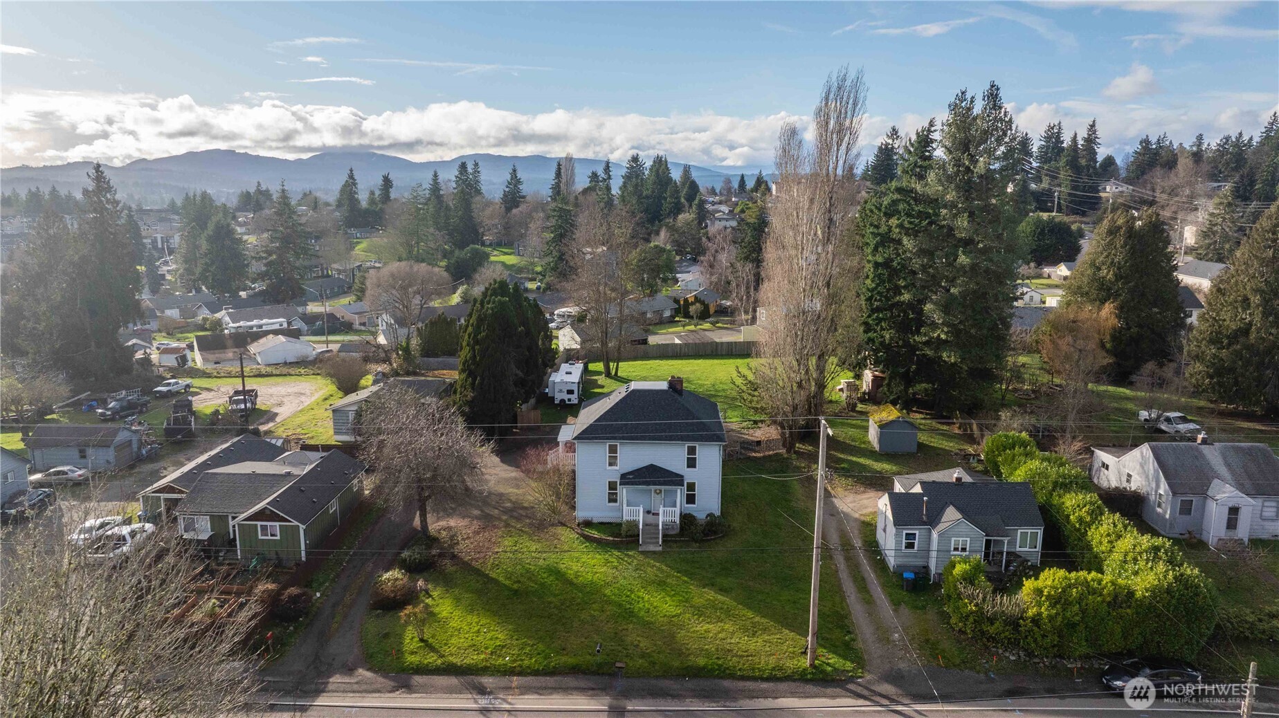 2609 Perry Avenue Bremerton, WA 98310 - Photo 1 of 36 Gallery Image 1