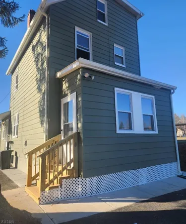 $2,300 | 988 Bieher Alley, Phillipsburg, NJ 08865