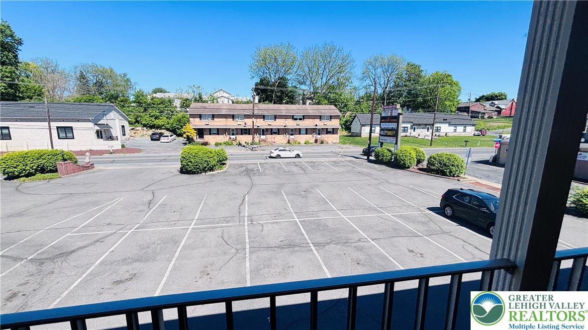 2027 Willow Park Road, Unit 2 Bethlehem, PA 18020 - Photo 15 of 16