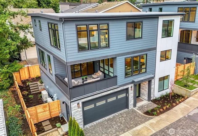 $2,498,000 | 11218 Northeast 67th Street, Kirkland, WA 98033