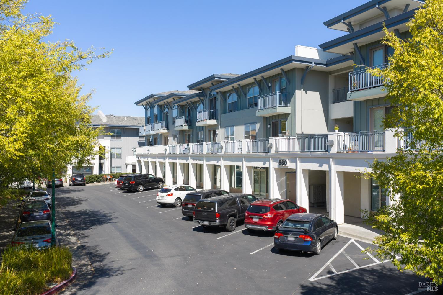 960 Doubles Drive Santa Rosa, CA 95407 - Photo 13 of 23 Gallery Image 13