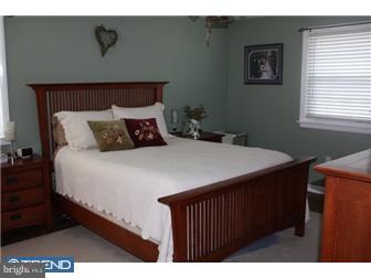 311 Lester Road Springfield, PA 19064 - Photo 5 of 12 Bedroom - Main