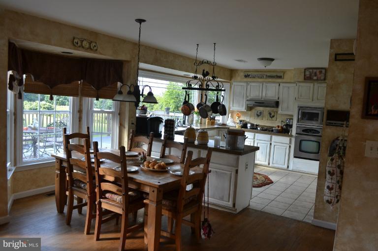 21669 St Louis Road Middleburg, VA 20117 - Photo 14 of 30 Kitchen