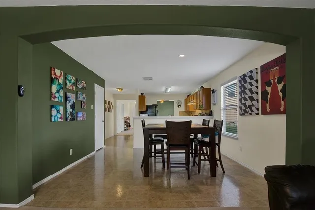 $2,100 | 615 Salma Court, Houston, TX 77073