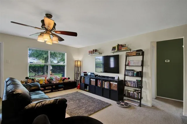 $2,100 | 615 Salma Court, Houston, TX 77073