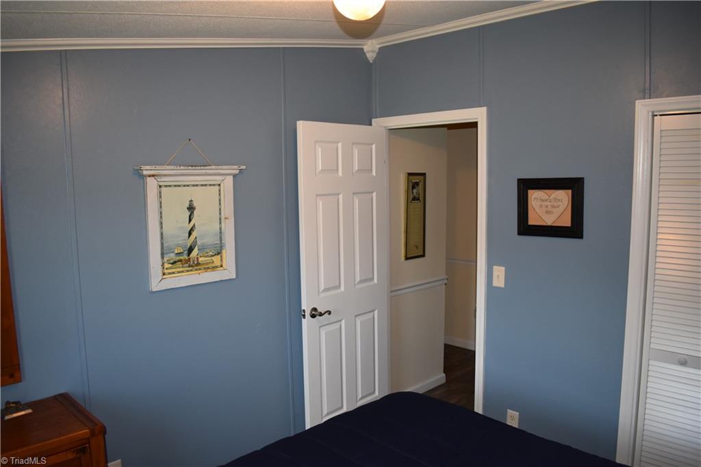 1374 Martin Road Mount Airy, NC 27030 - Photo 22 of 40