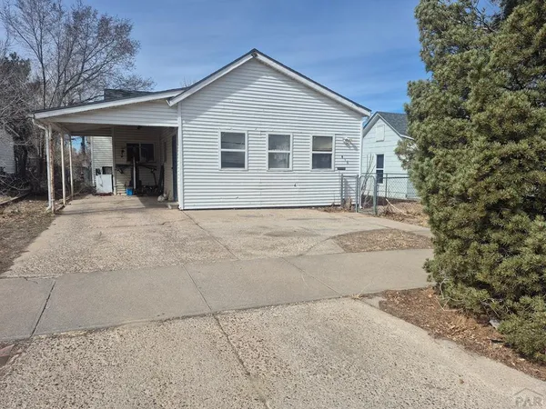 $80,000 | 410 Raton Avenue, La Junta, CO 81050