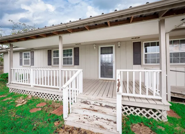 $490,000 | 1350 County Road 414, Hamilton, TX 76531