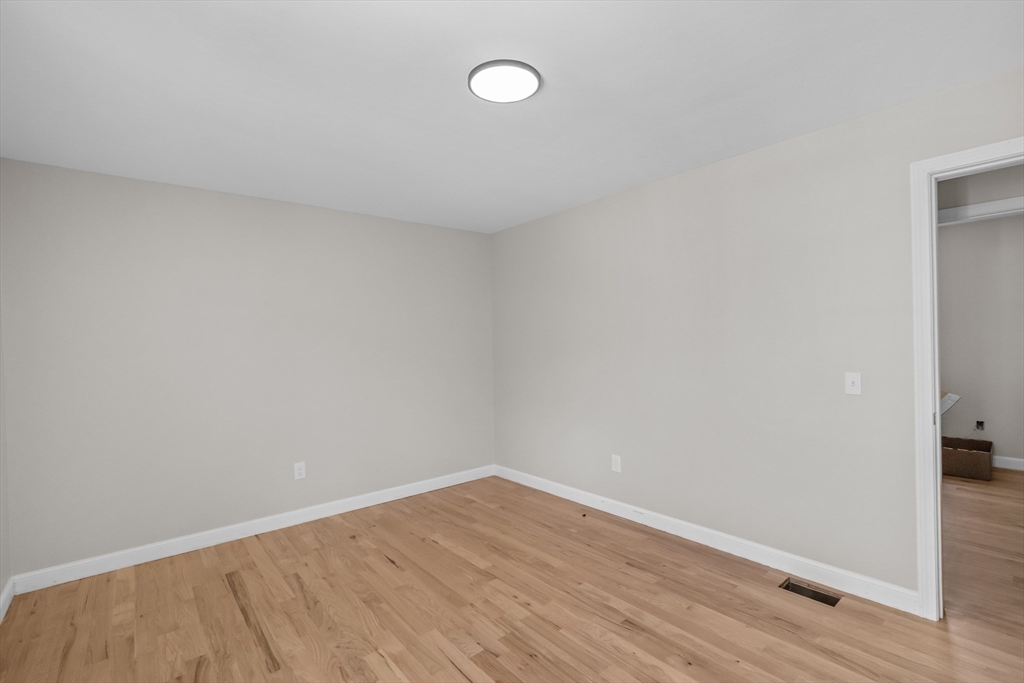 37 Murray Street Providence, RI 02909 - Photo 23 of 35
