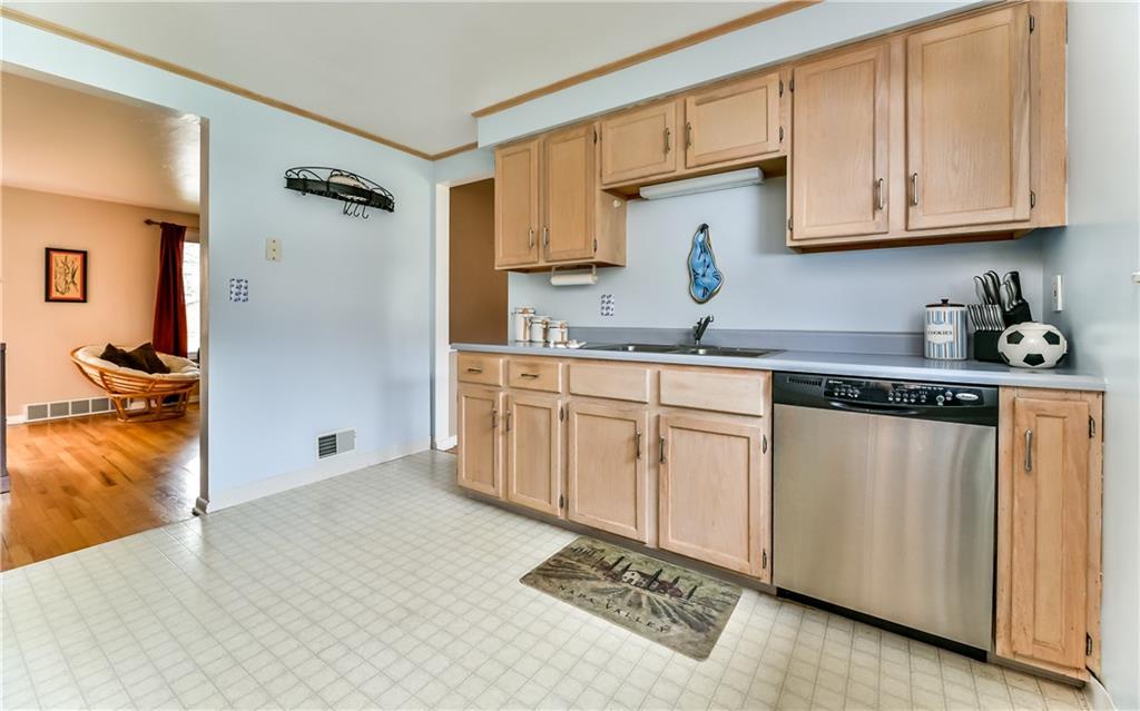 8409 Edwood Road Pittsburgh, PA 15237 - Photo 13 of 25 Fully Equipped kitchen with easy access to family room.