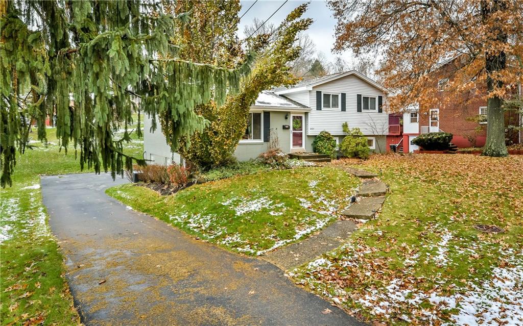 8409 Edwood Road Pittsburgh, PA 15237 - Photo 23 of 25 Front yard