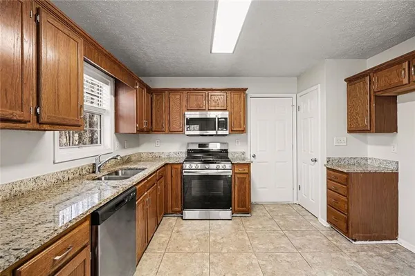 $315,000 | 508 Dailey's Creek Drive, McDonough, GA 30253