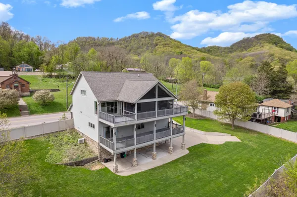 $619,900 | 36074 Old Homer Road, Homer, MN 55987