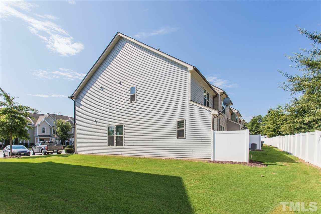 3249 Warm Springs Lane Raleigh, NC 27610 - Photo 4 of 30