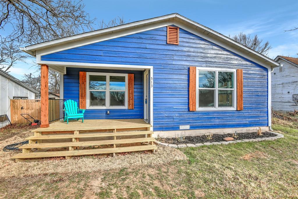513 East Washington Street Denison, TX 75021 - Photo 1 of 1 a view of a house with a small window