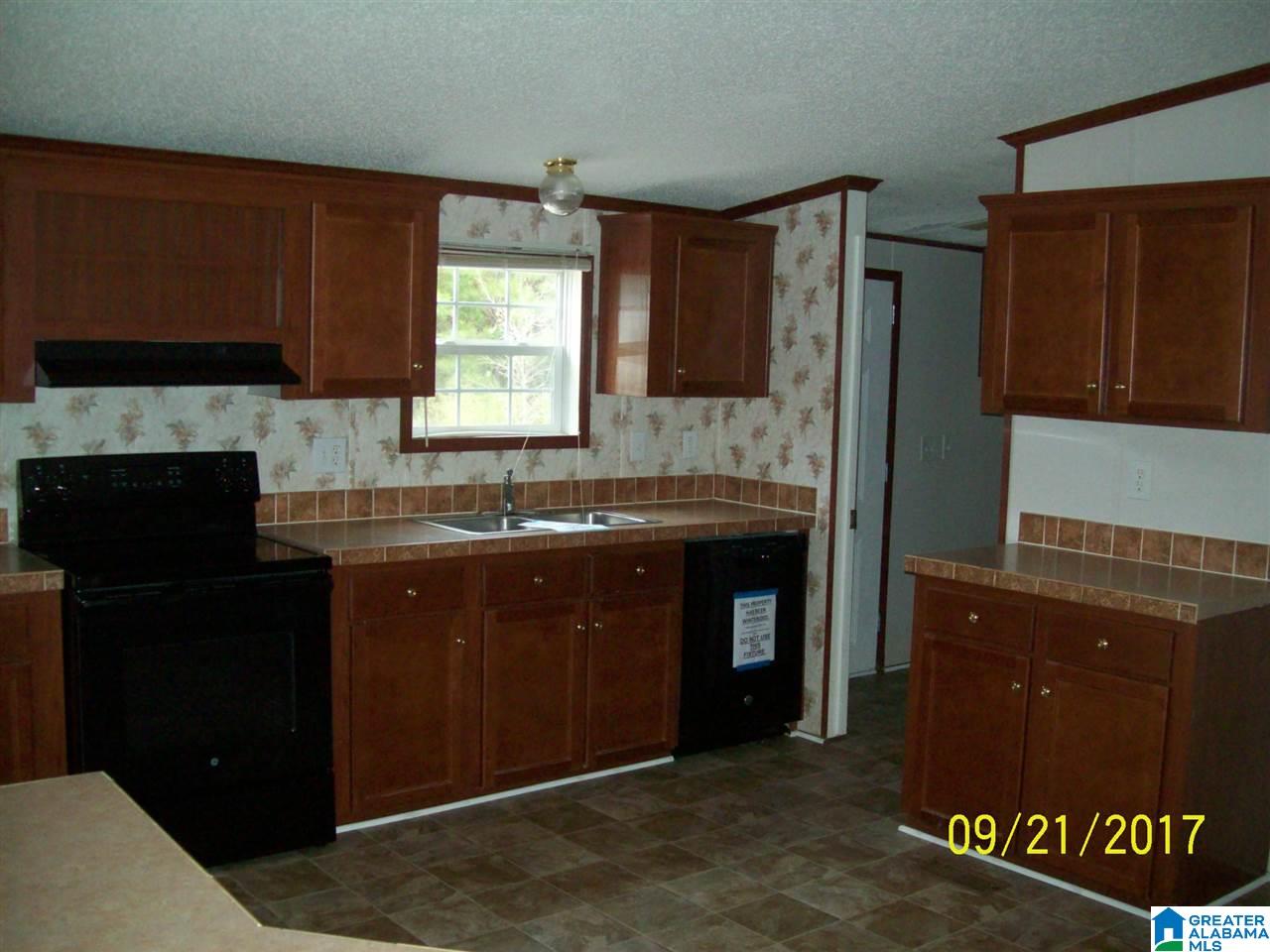 601 Deerbrook Road Pell City, AL 35125 - Photo 4 of 10
