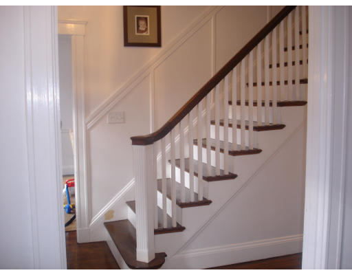 70 Pinewood Road Needham, MA 02492 - Photo 12 of 15