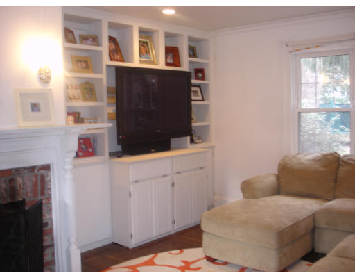 70 Pinewood Road Needham, MA 02492 - Photo 8 of 15