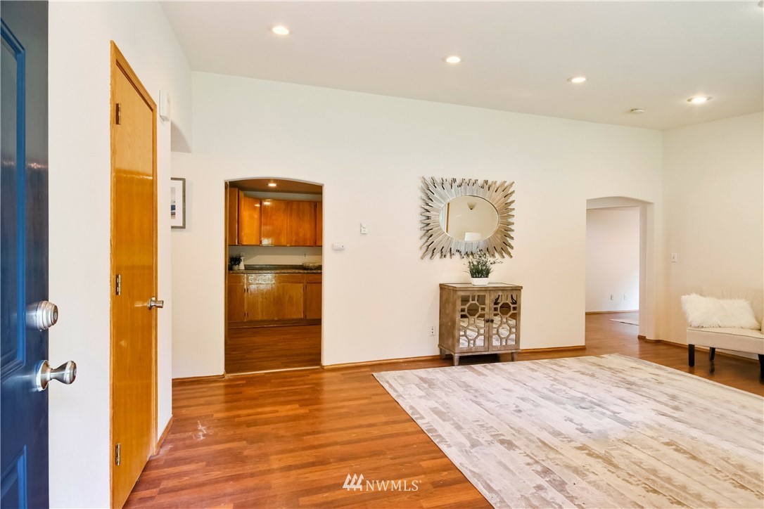 21117 Military Road South SeaTac, WA 98198 - Photo 4 of 21 Gallery Image 4