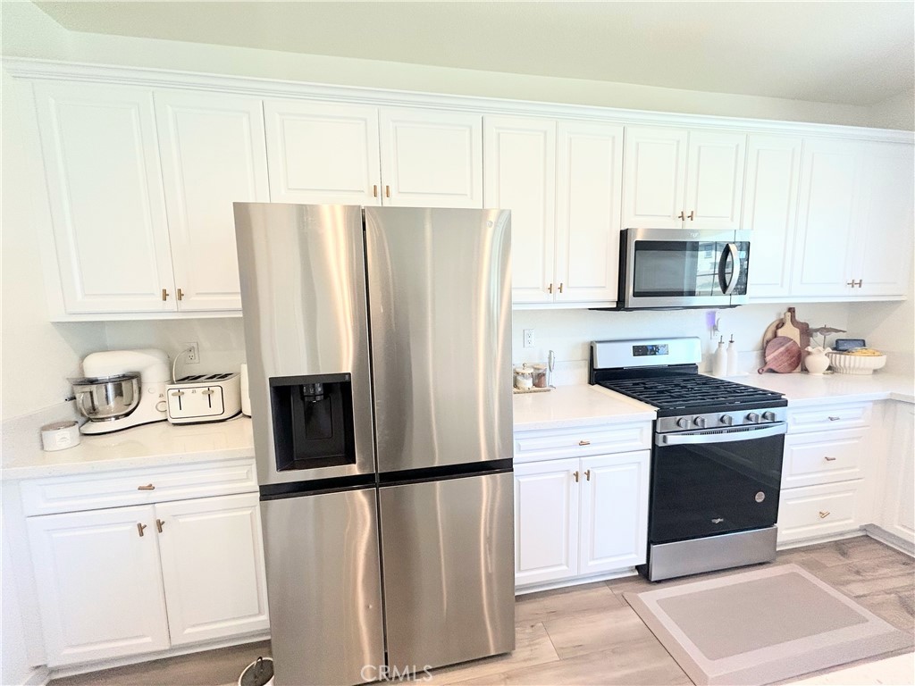 9677 Mondrian Lane Riverside, CA 92508 - Photo 16 of 36