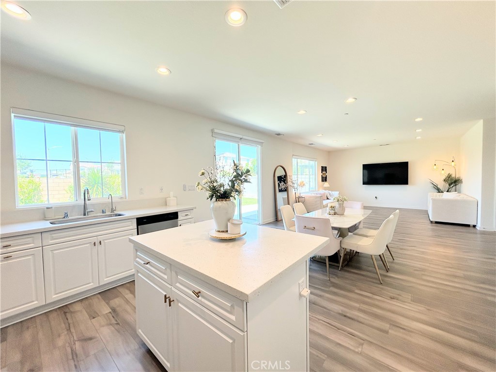 9677 Mondrian Lane Riverside, CA 92508 - Photo 17 of 36