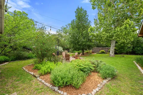 $595,000 | 1617 Glencrest Drive, Austin, TX 78723