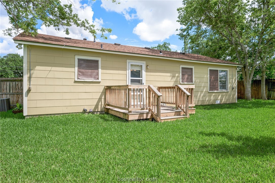 110 North Gordon Street Bryan, TX 77802 - Photo 13 of 18