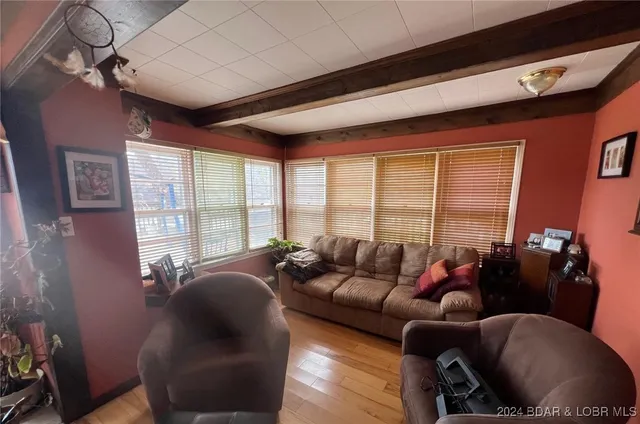 $379,900 | 29703 Water's Edge Road, Lincoln, MO 65338