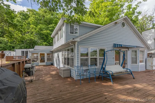 $379,900 | 29703 Water's Edge Road, Lincoln, MO 65338