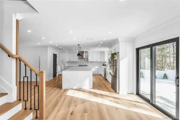 $1,856,888 | 8 Allison Drive, Old Bethpage, NY 11804