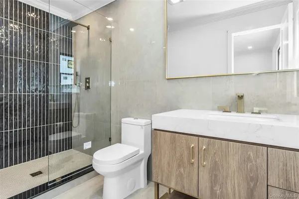 $1,856,888 | 8 Allison Drive, Old Bethpage, NY 11804