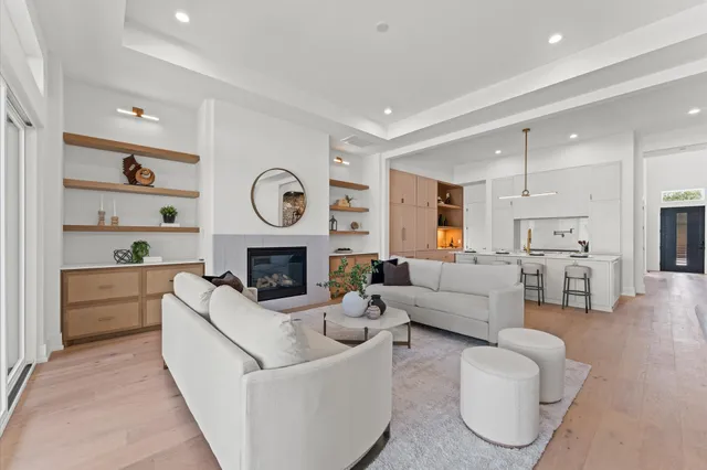 $1,499,000 | 1106 Robbie Street, Houston, TX 77009