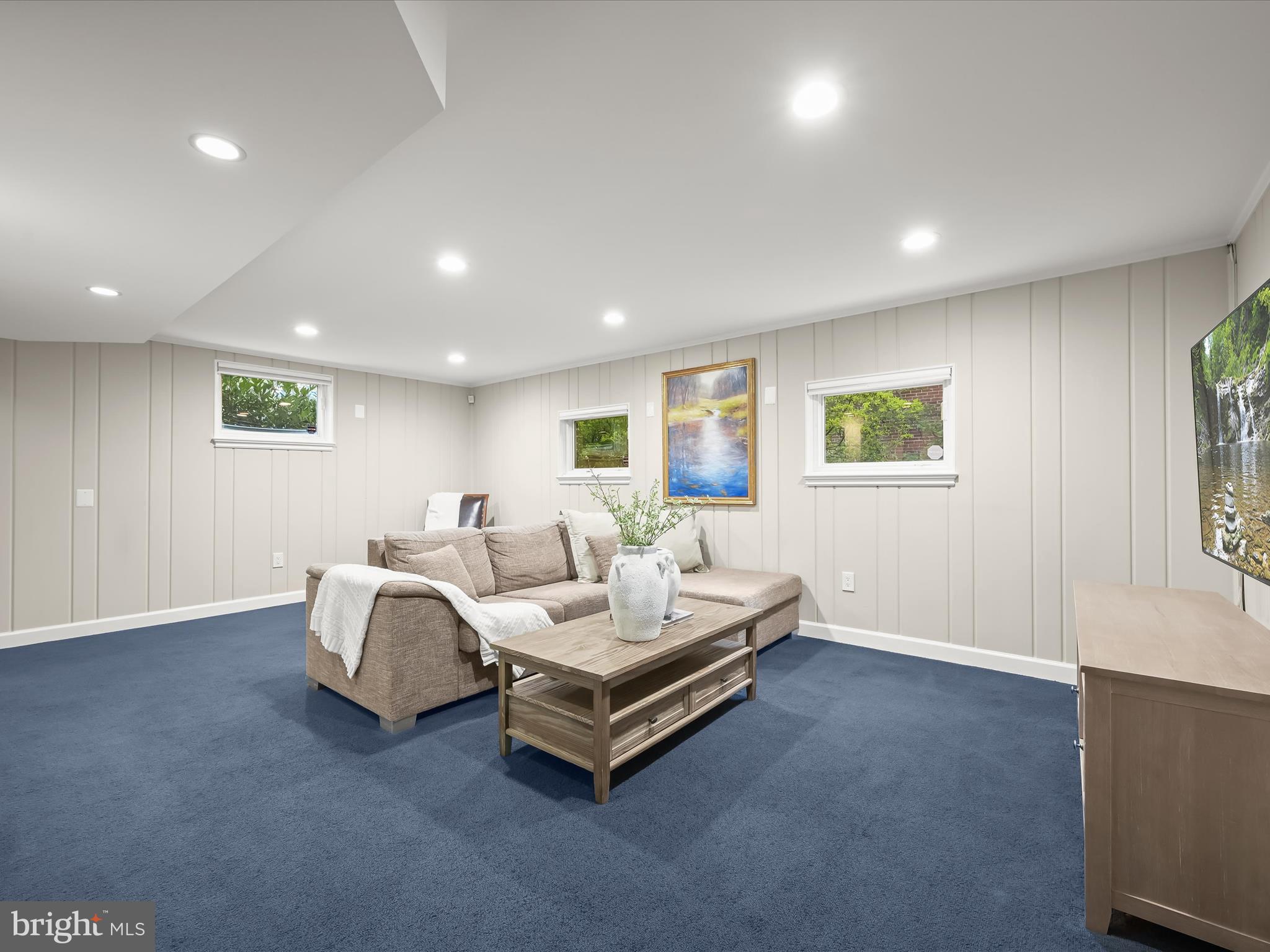 4005 Clagett Road Hyattsville, MD 20782 - Photo 29 of 50 a living room with furniture and a window