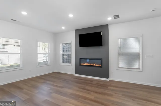 $277,337 | 158 Jackson Circle, Unit 19, Cleveland, GA 30528