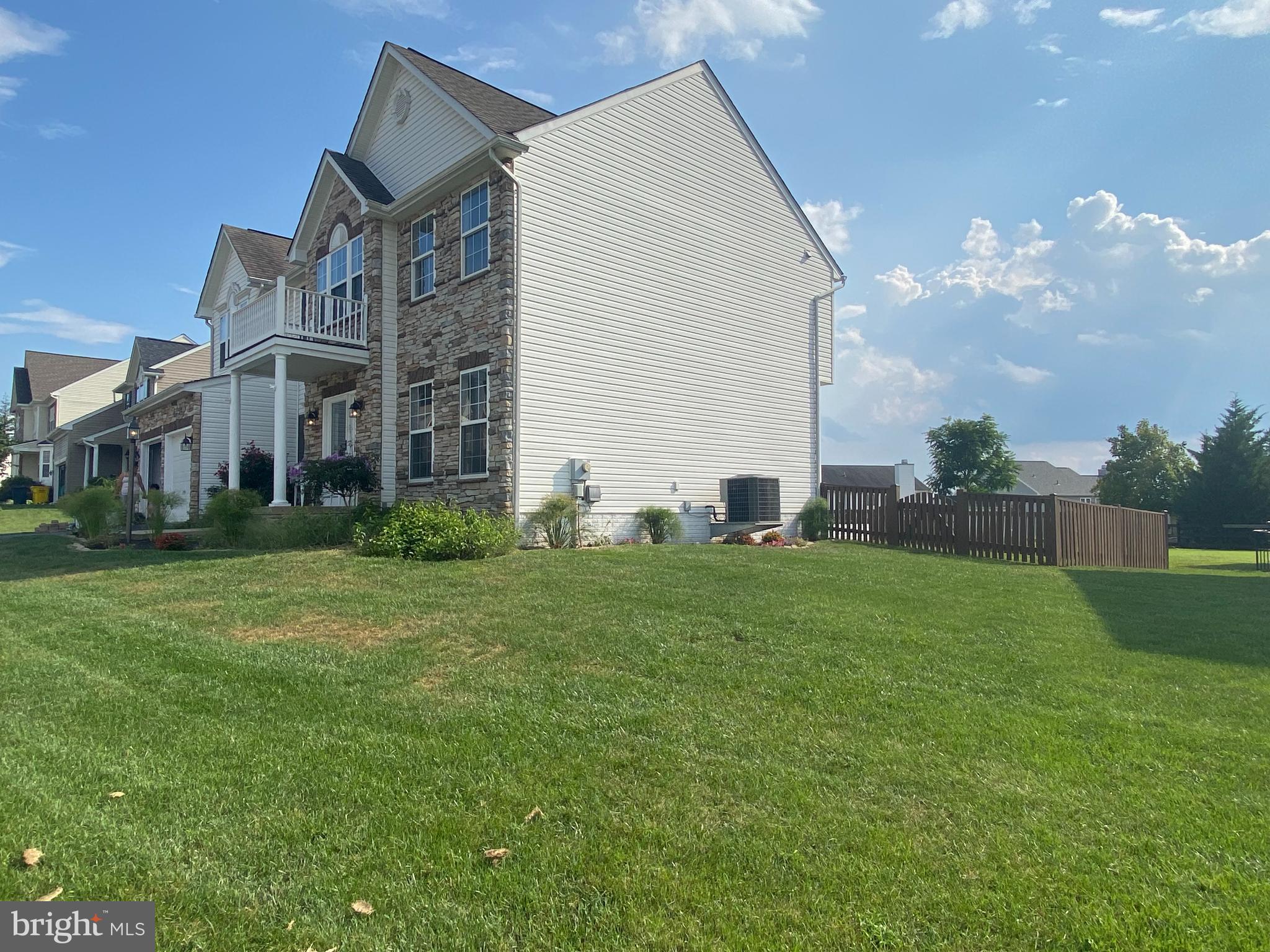 466 Hughs Road Charles Town, WV 25414 - Photo 5 of 47