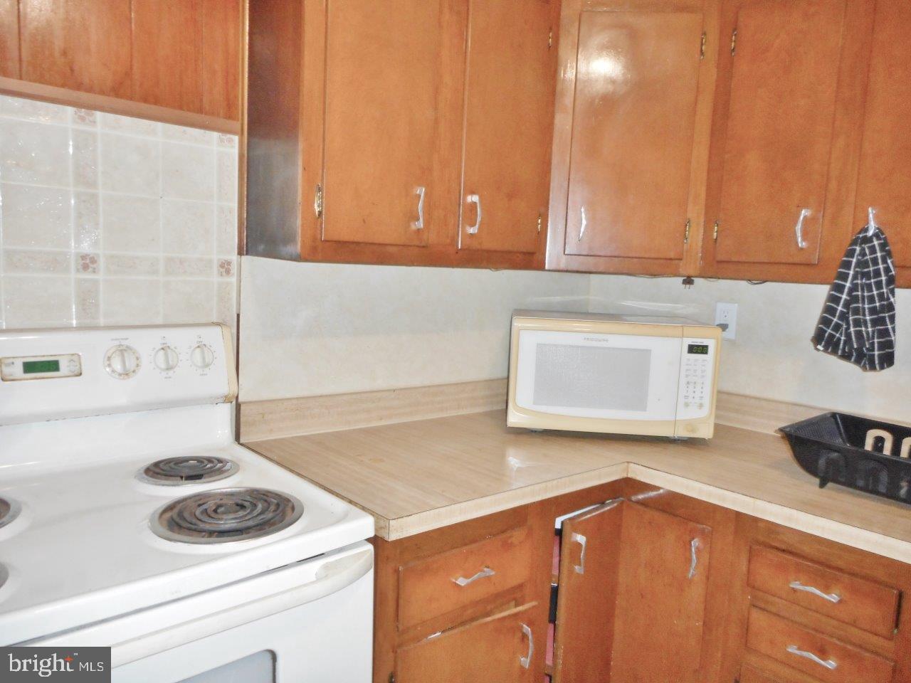 149 Fern Street Philadelphia, PA 19120 - Photo 9 of 23