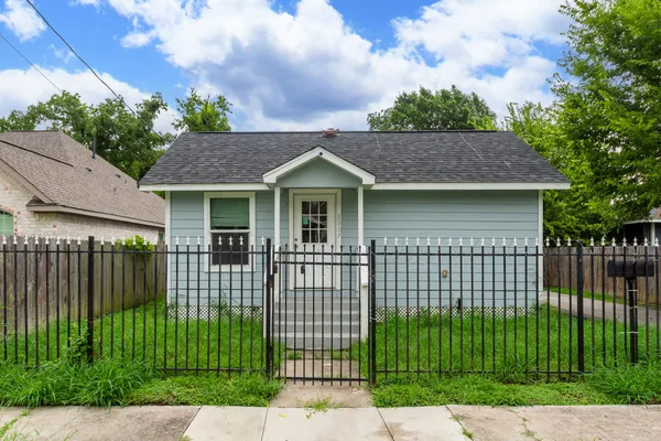 $295,000 | 3007 Tuam Street, Houston, TX 77004