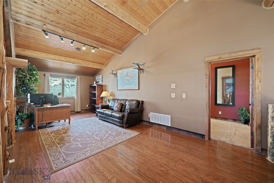 1460 Horseshoe Gulch Road Manhattan, MT 59741 - Photo 66 of 99 Master Sitting Room